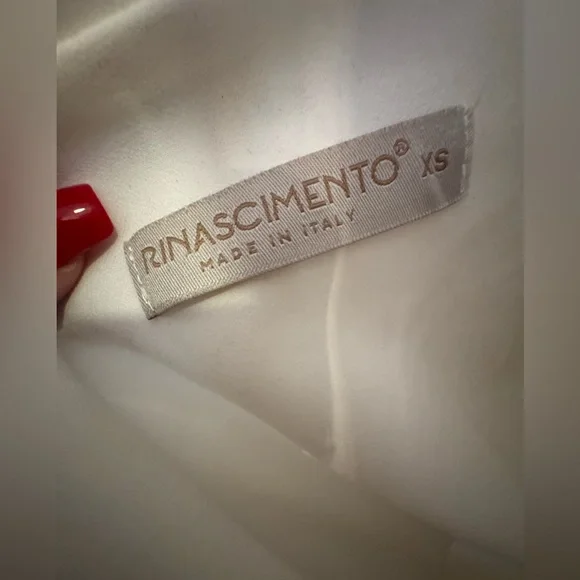 Italian White Women's Blazer - Picture 7 of 7